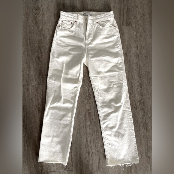 White jeans - Picture 1 of 5